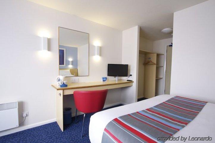 Travelodge Liverpool Central Exterior foto